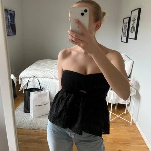 Volangtopp zara - Jättefin poppis topp från zara! Stork M 🤍