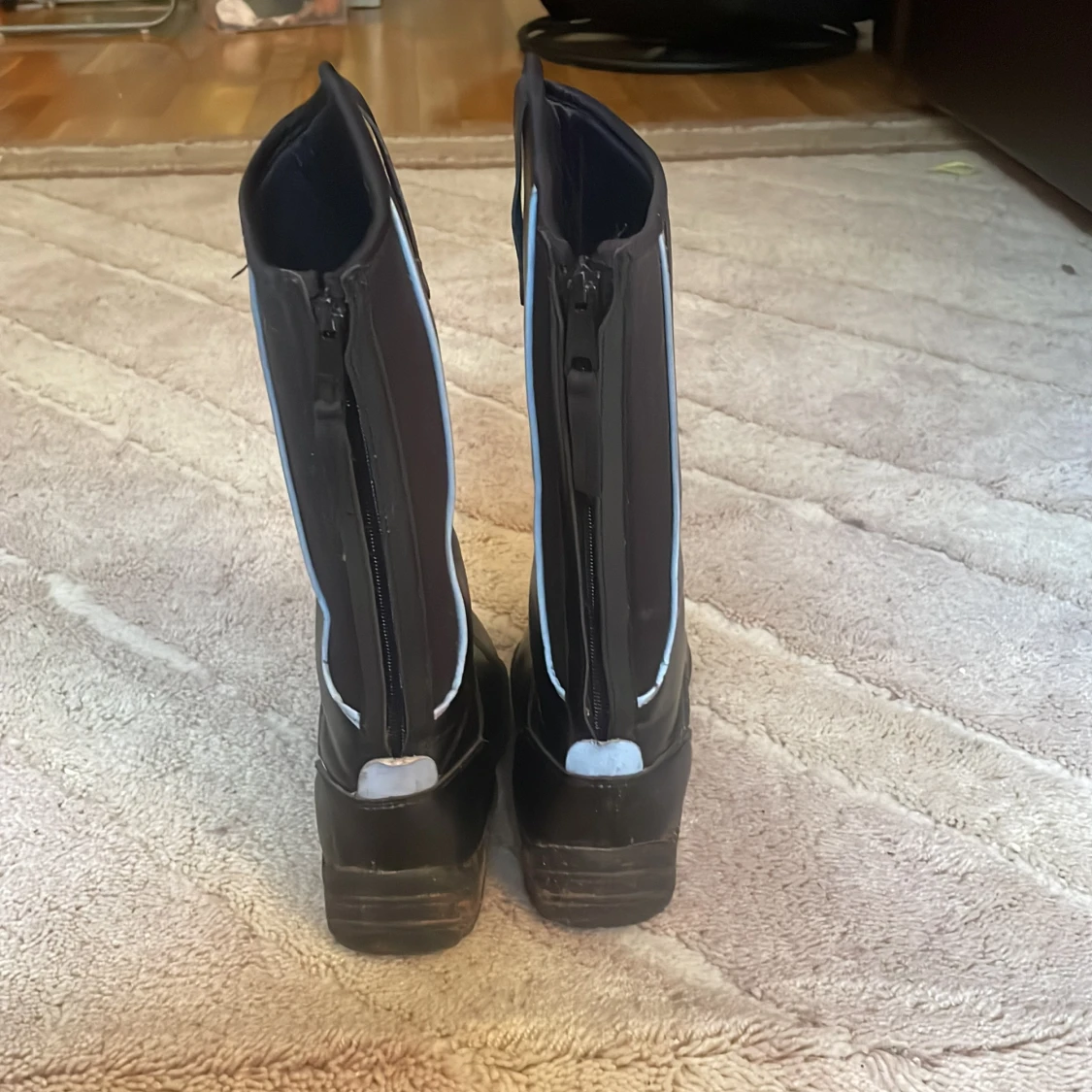 Ridstövlar storlek 34 - 92