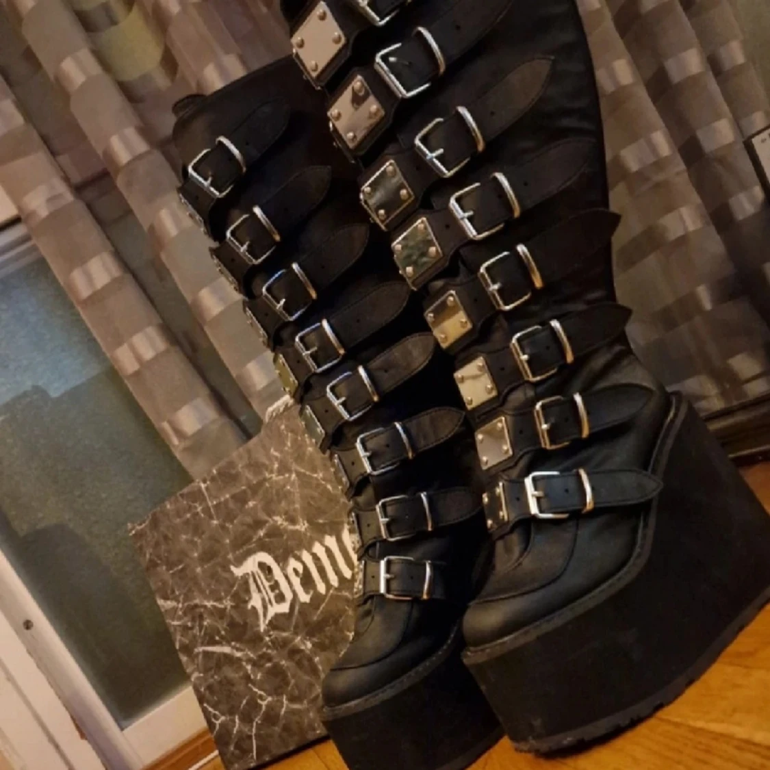 Demonia Swing-815  - 90