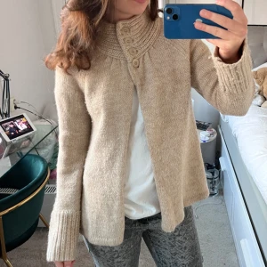 Kofta!! - Så snygg kofta som passa till allt❤️