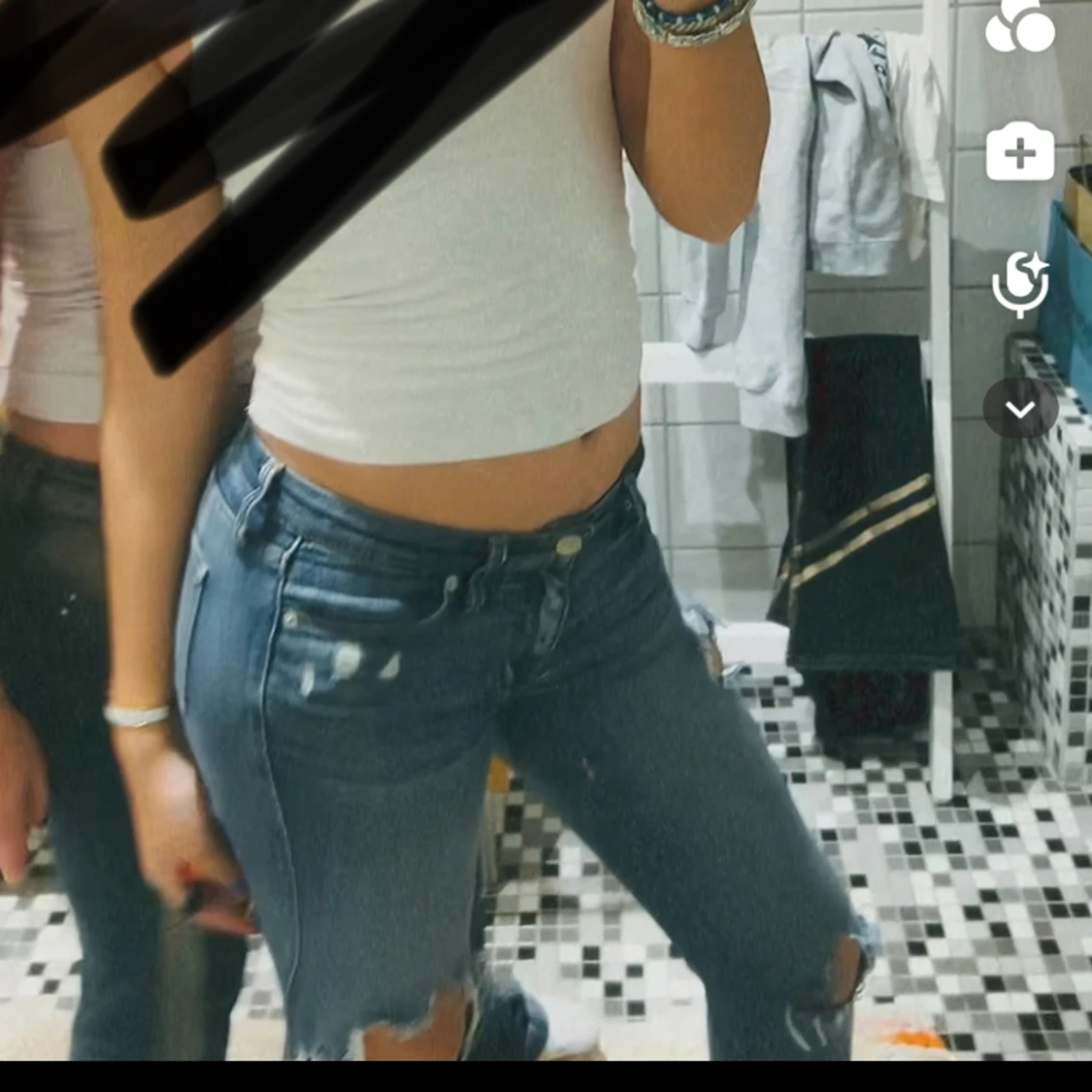 Lågmidjade bootcut jeans med hål i - 90