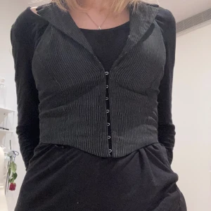 Y2k väst  - Super cool y2k väst 