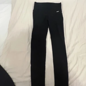 Aim'n tights - Jätte fin passform