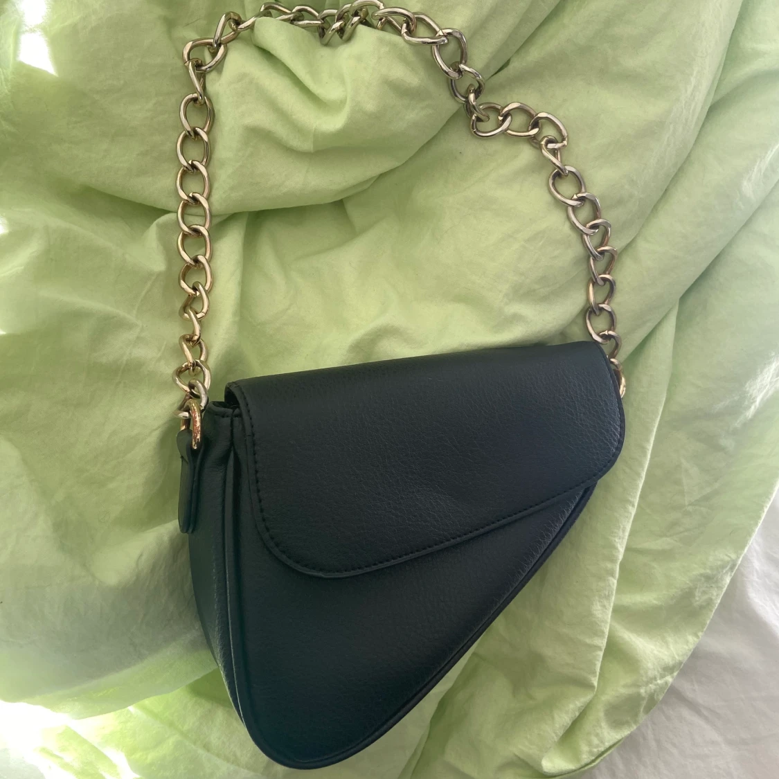 Svart handväska - 90