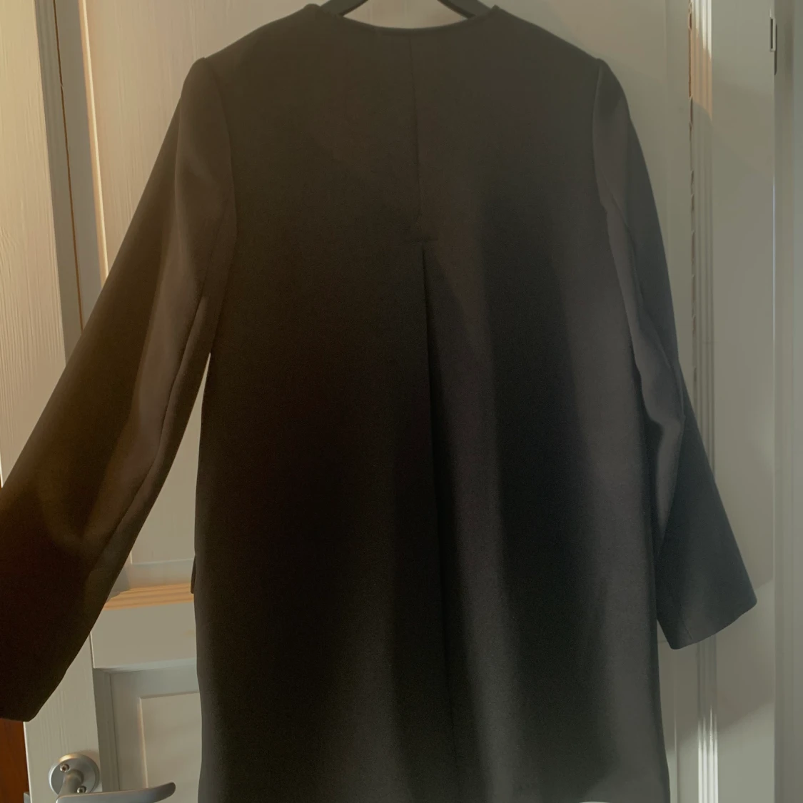 Oanvänd svart kappa från H&M! - 91