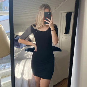 Tight klänning - Fin svart klänning!🖤