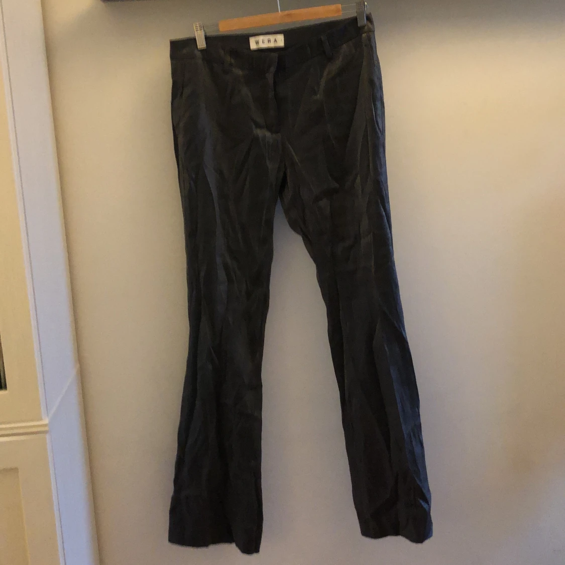 Bootcut glittriga kostymbyxor - 90