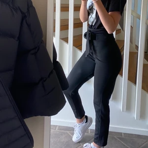 Kostymbyxor  - De kommer ej till användning och behöver en ny ägare, i fint skick! Hör av dig för mer info🤍(frakt kan diskuteras)