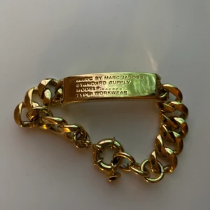 MARC JACOBS armband - Säljer mitt Marc jacobs armband då det är för litet för mig!