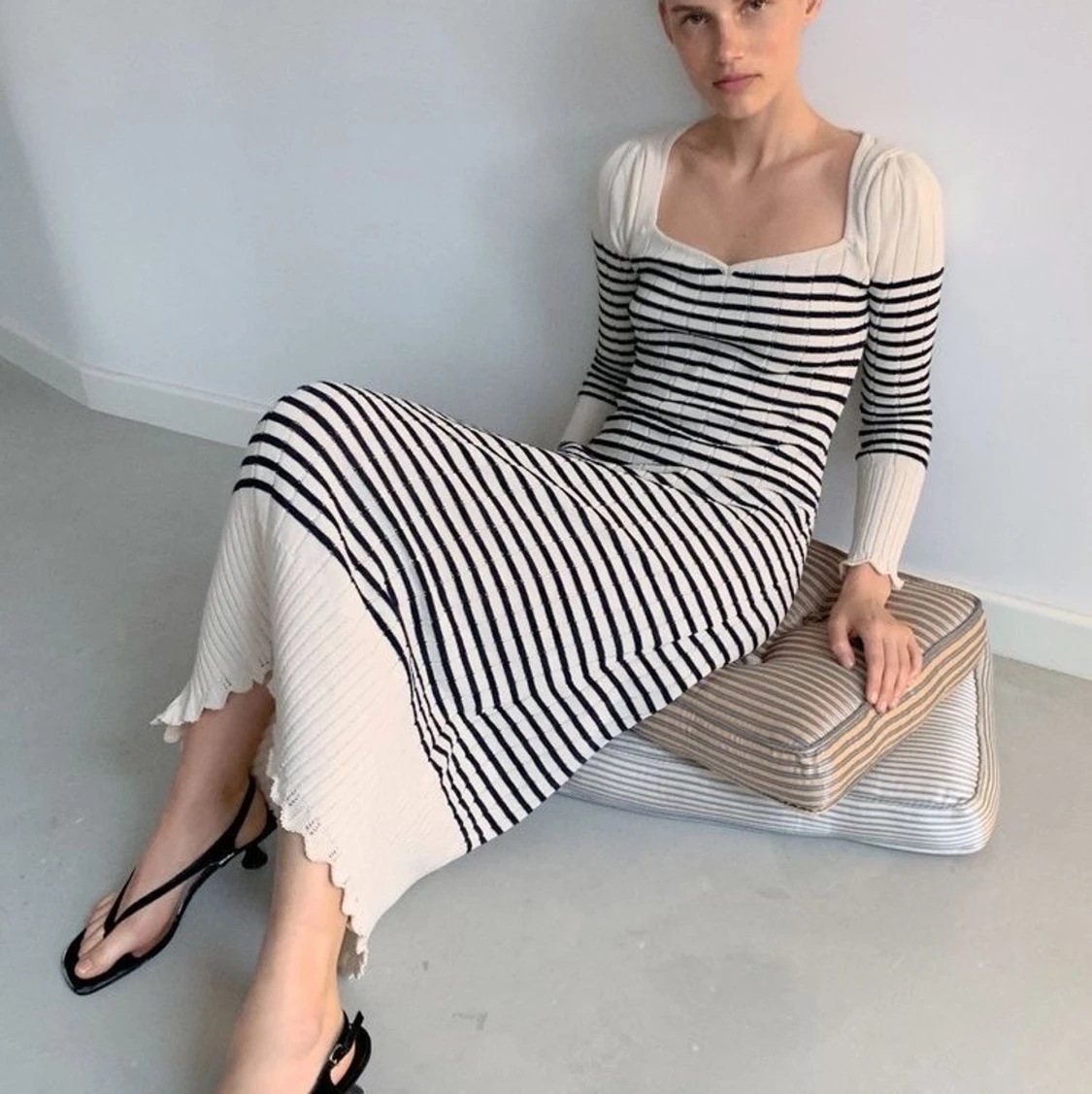 SÖKER randig stickad zara klänning