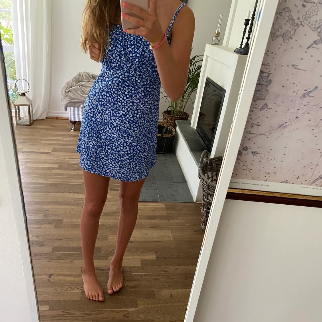 Blommig klänning - 91