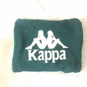 Kappa hoodie - En grön kappa hoodie i fint skick❤️skriv om ni undrar något!