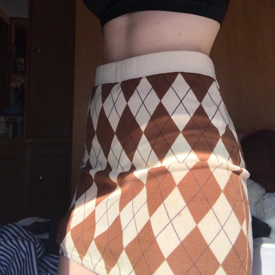 Minikjol, beige och brun i storlek S - M - 91