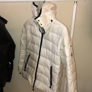Moncler jacka  - Fin jacka 