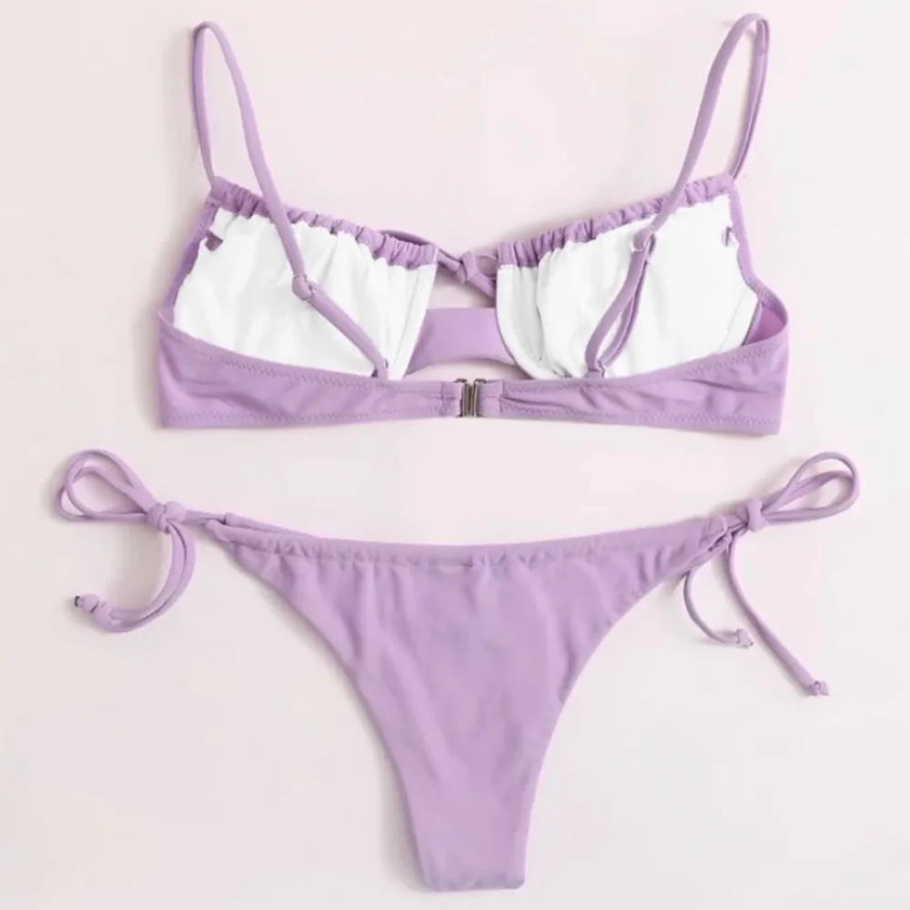 Snygg ljuslila bikini från shein i storlek S! Helt ny, aldrig använd säljs då överdelen tyvärr var för liten för mig och jag inte orkar skicka tillbaka💜. Övrigt.