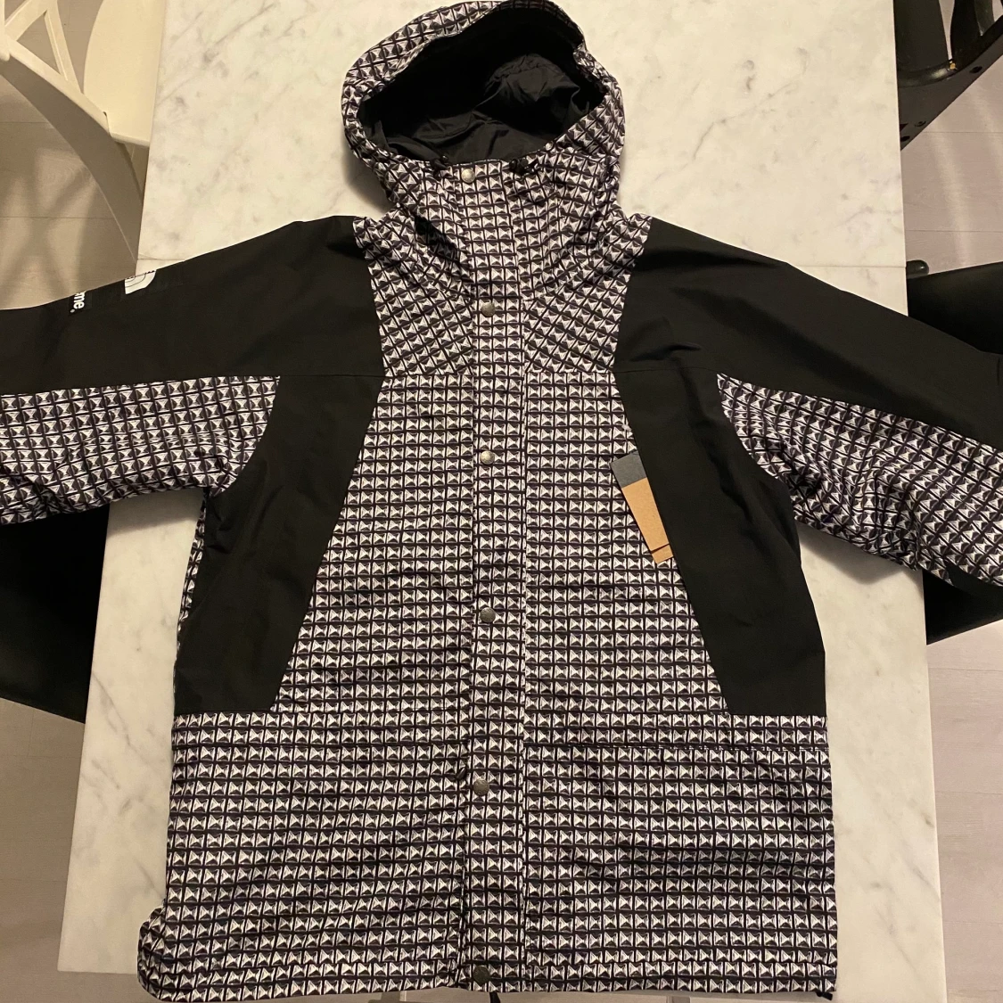 Supreme x The North Face Jacka