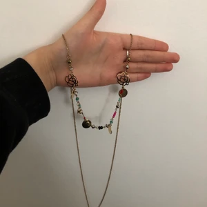 Halsband - Ett Skit sött halsband kommer dessvärre inte till användning :/