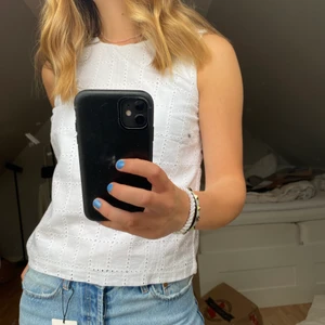 Supersöt topp  - En tröja från gant 🤍 supersöt verkligen 🥰🥰 köparen står för frakten 