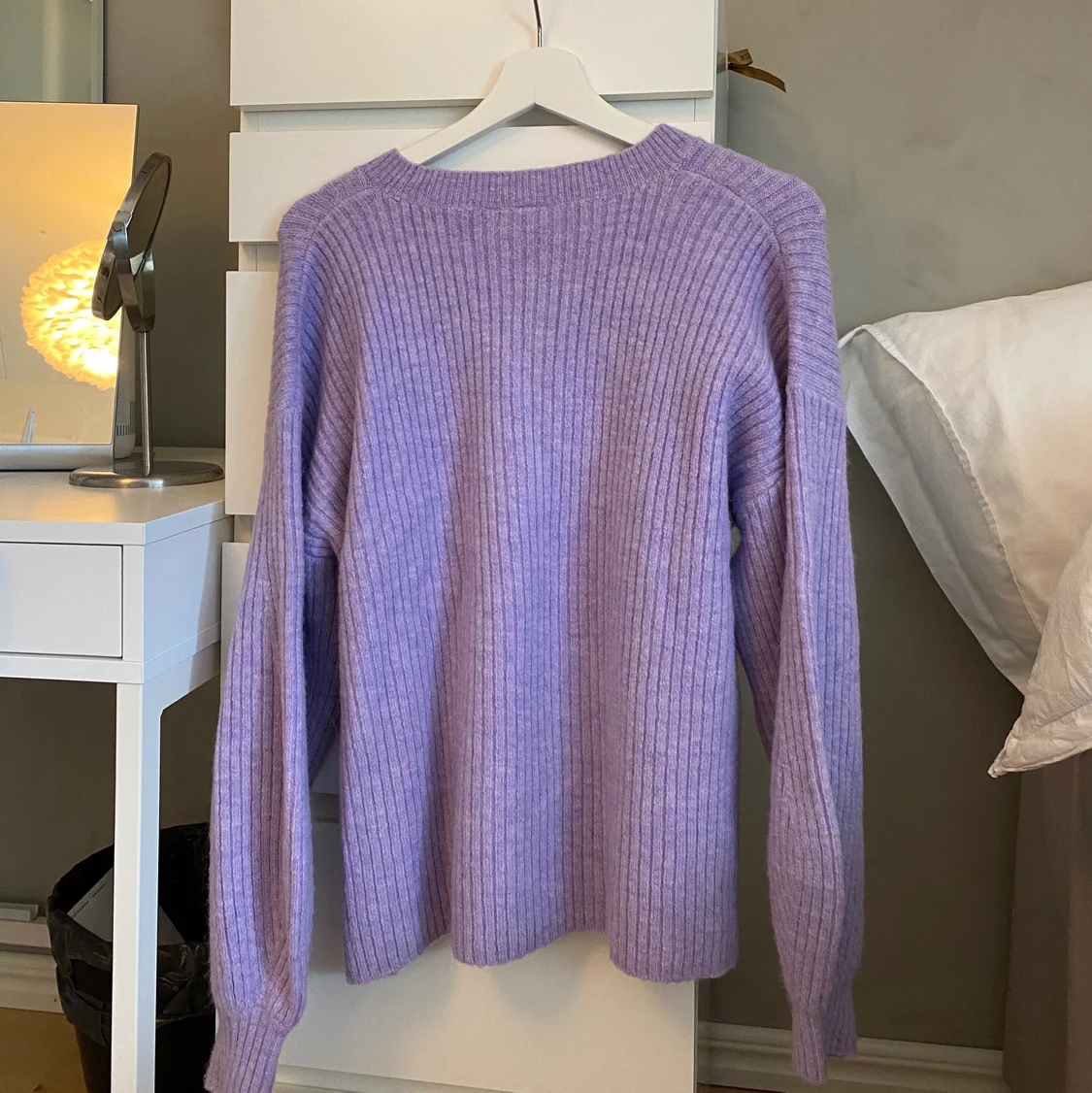 Lila stickad tröja  - 90