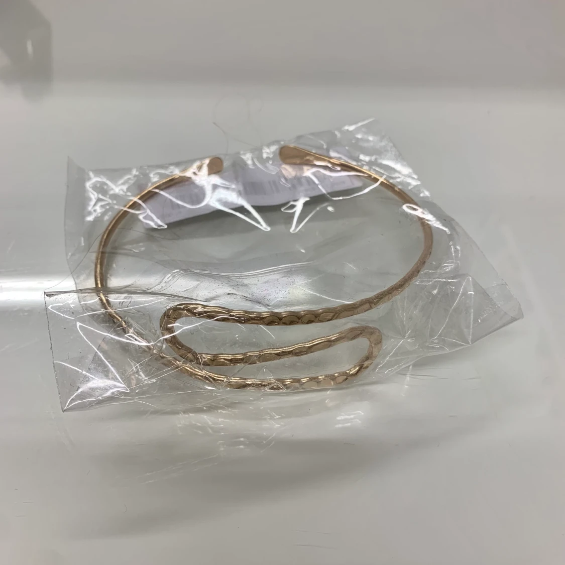 Manschett Armband i guld  - 91