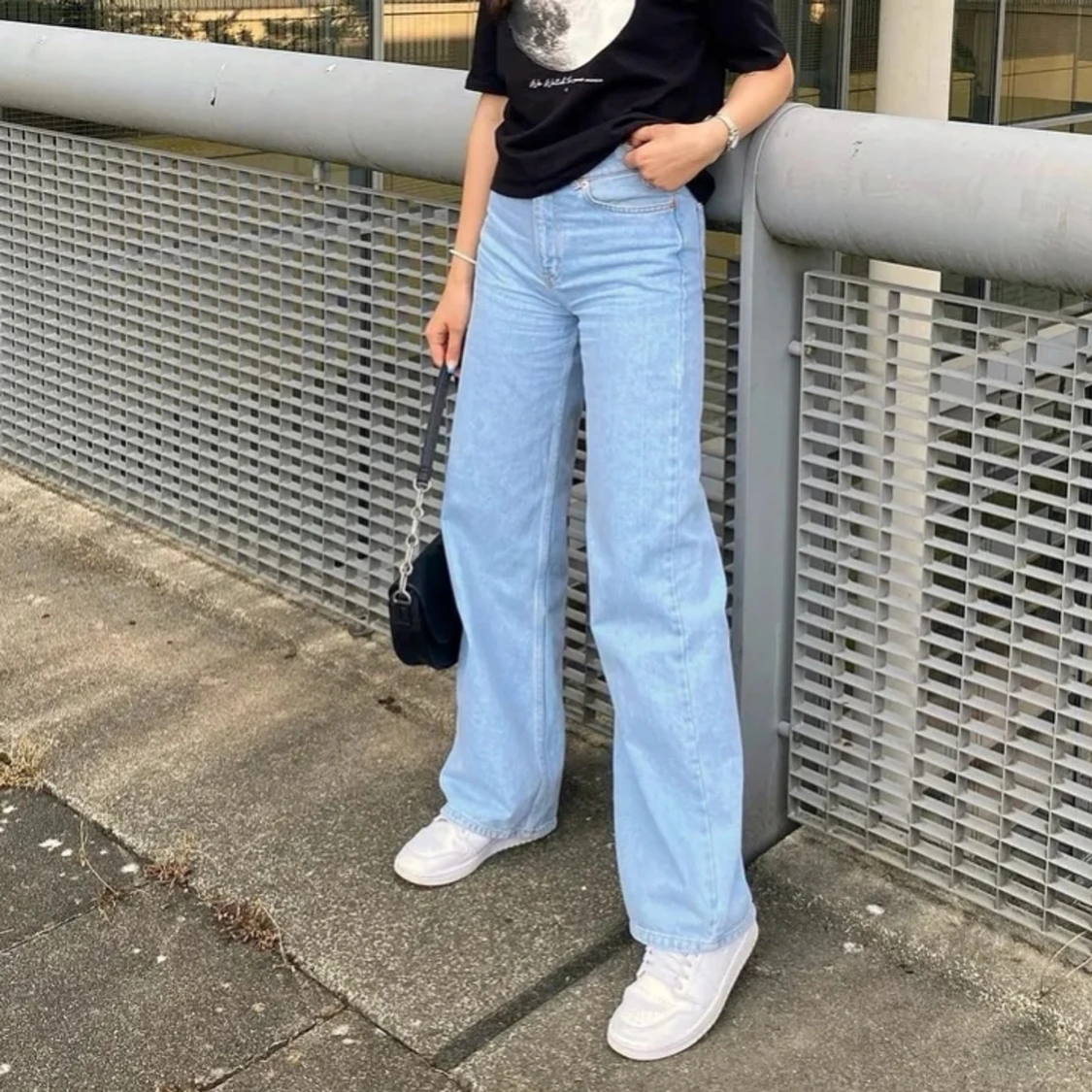 Wide Leg Junkyard Jeans