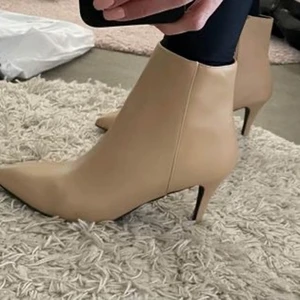 Stövletter  - oanvända