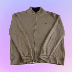 Vintage Burberry Zip-Up - Vintage Burberry Zip-Up. Size: L. Väldigt bra vintage-skick.