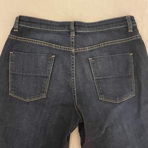 jeans från filippa k, köpta på sellpy, säljer då de är för stora, superfint skick💕