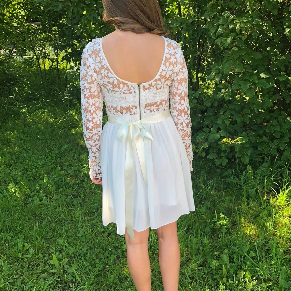 Vit spetsklänning - 90