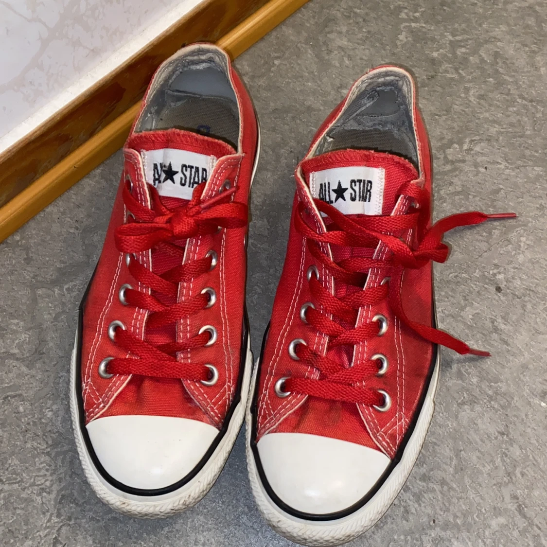 Red Converse