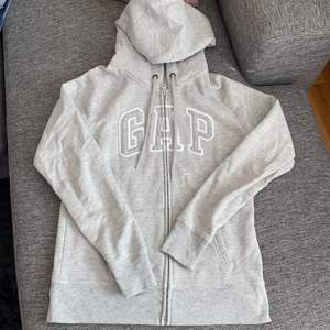Gap tröja fett mysig och skön köp för 300kr + frakt ☺️
