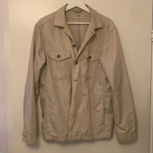 Overshirt  - East west overshirt jag är 189