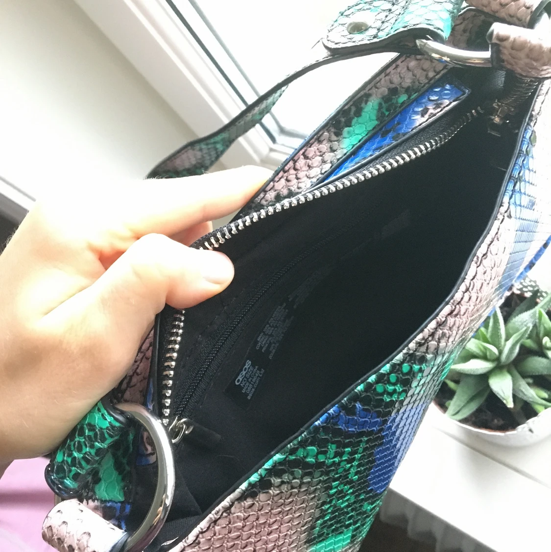 Snake print axelväska - 90