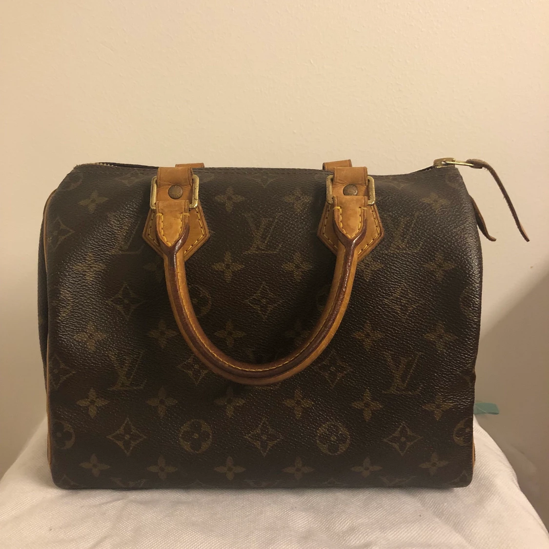 Louis Vuitton Speedy 25
