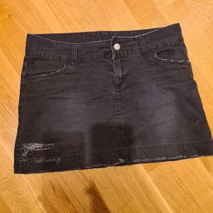 Kjol - 🦋Kort lågmidjad kjol från Billabong. Köparen står för frakten🦋