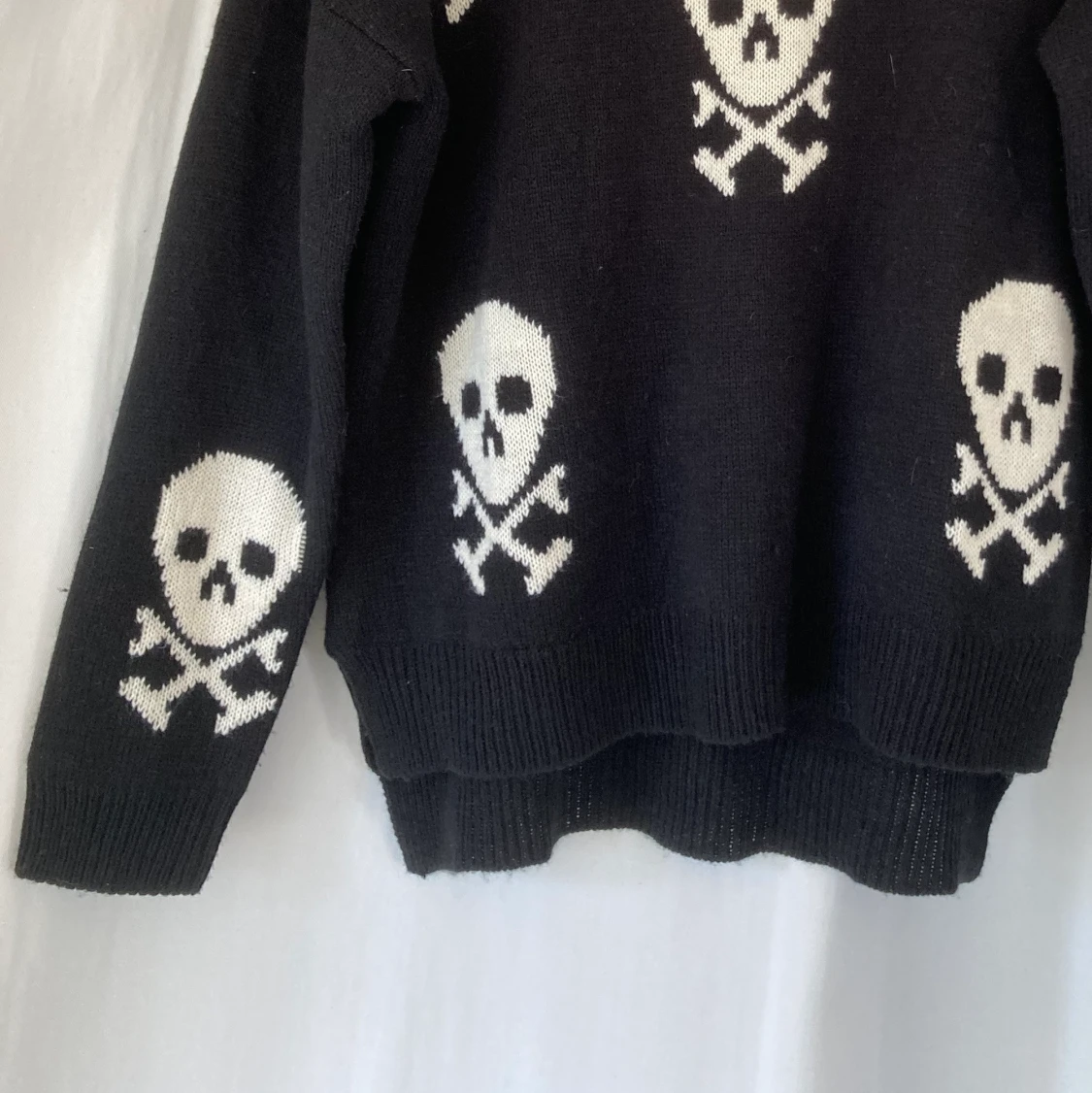 Dödskalle tröja i storlek 38 - 90