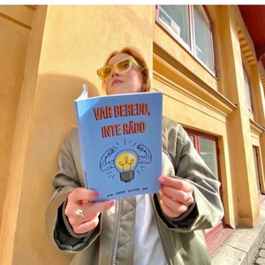 ICE UFs bok Var beredd, inte rädd - ICE UF säljer boken som håller dig trygg! I vår bok lär du dig allt om hur du förebygger, hanterar och i värsta fall bearbetar ett övergrepp. Håll dig trygg för endast 139kr❣️ @ice_uf på Instagram 