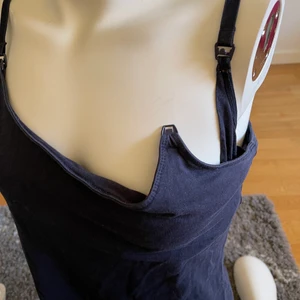 Amningslinne - Linne med knäppe för amning i bra skick