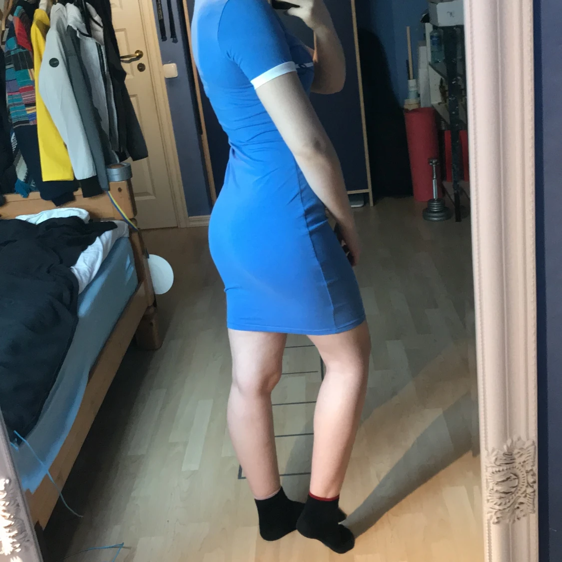 Härlig blå klänning - 90