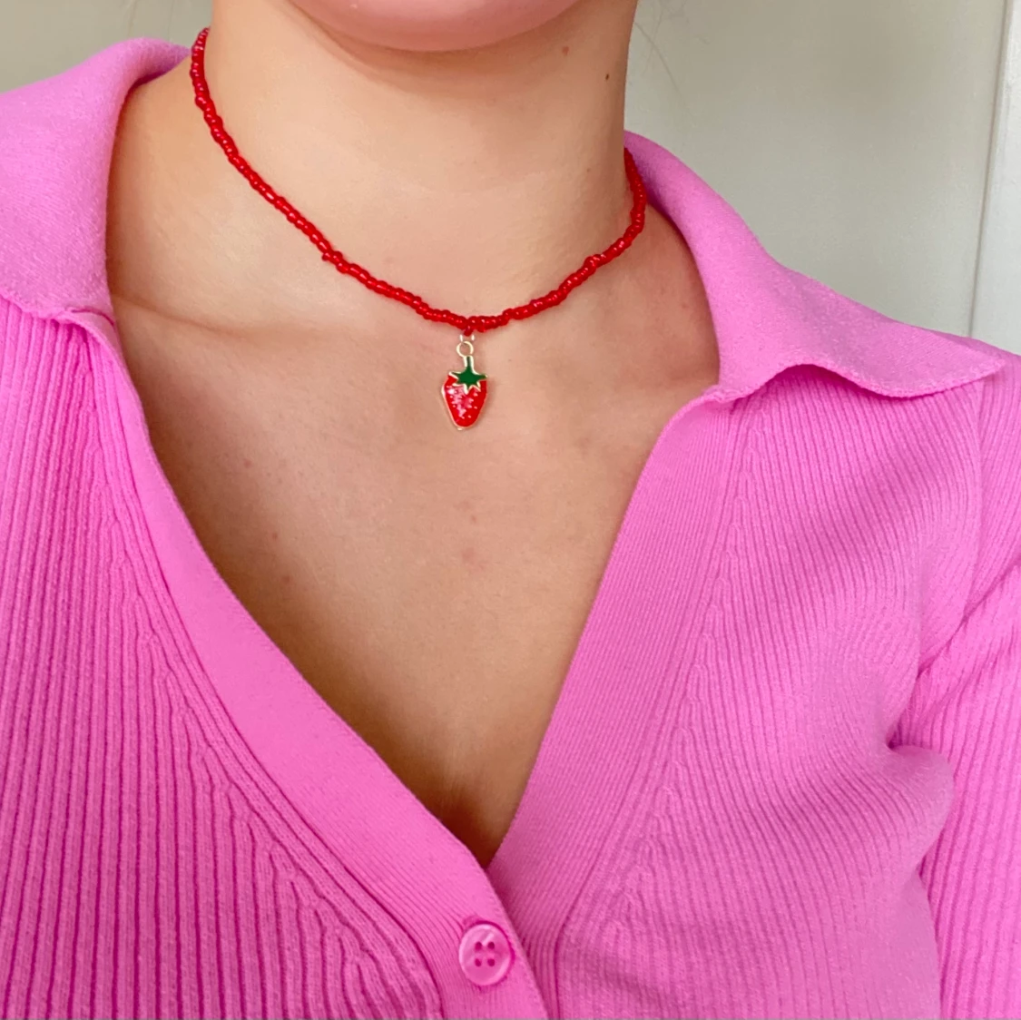 Halsband med berlock