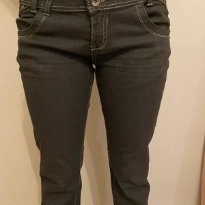 Jeans strl 38 - Strl 38, bra skick 