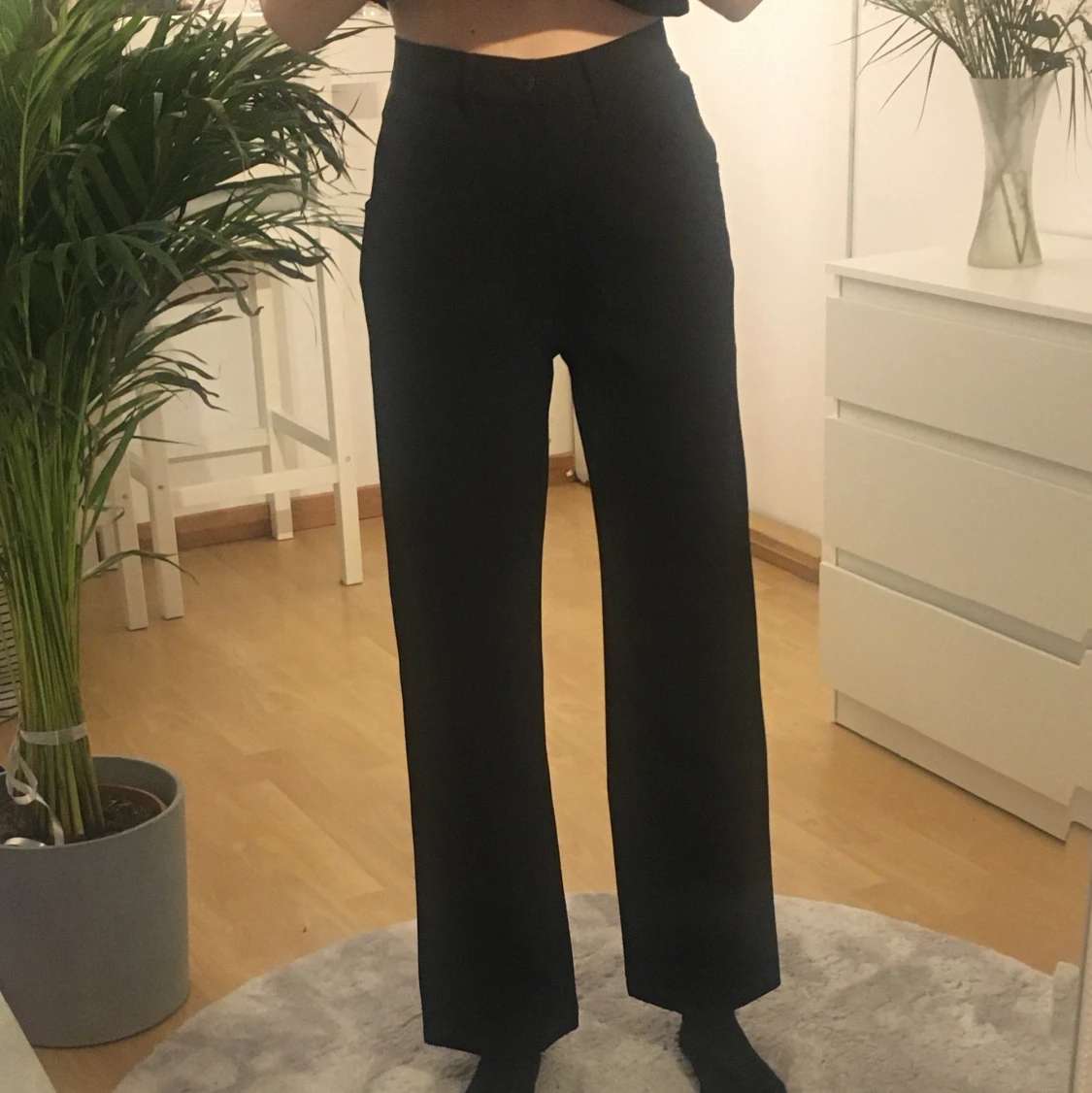 Svarta byxor med bakfickor - 90