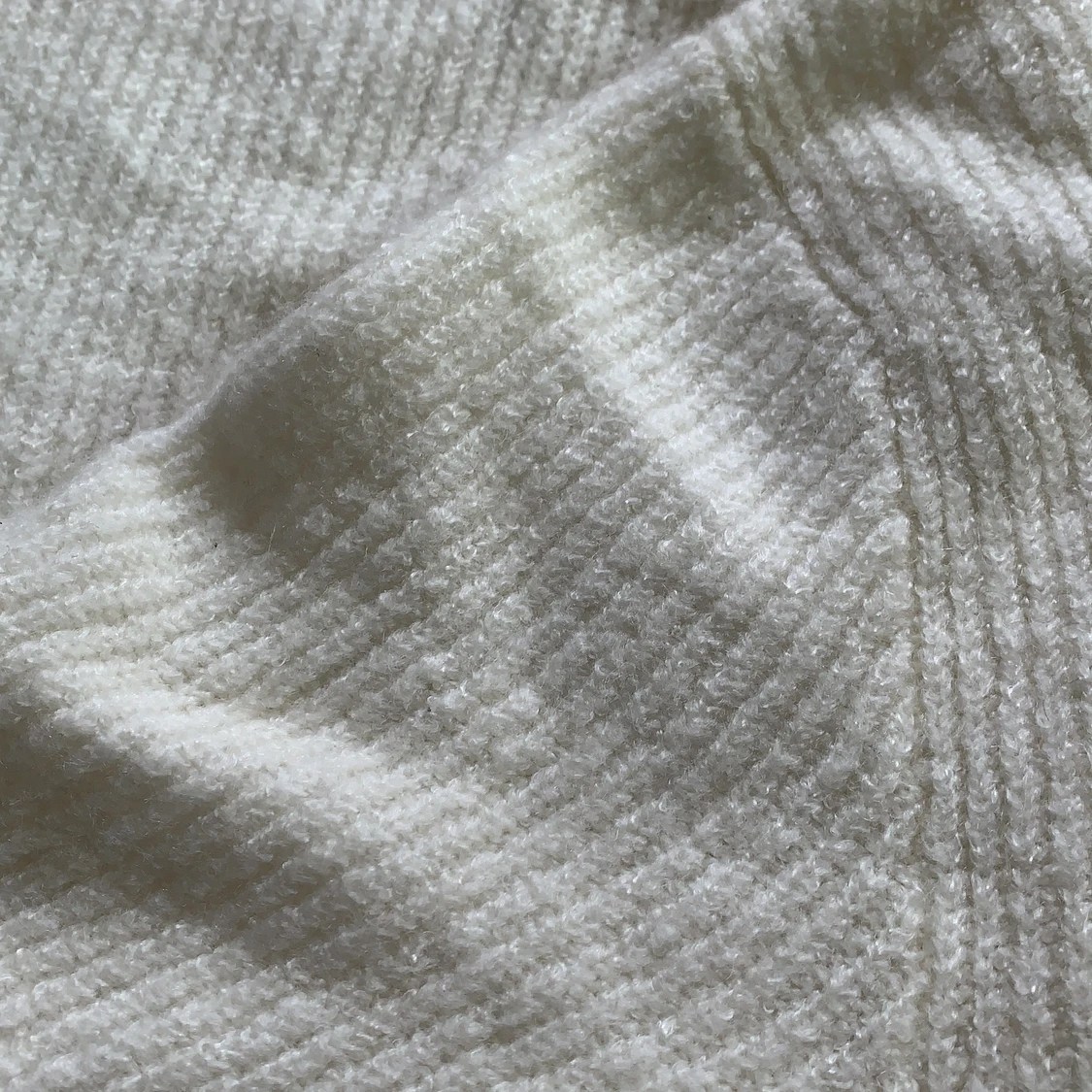 Mysig stickad tröja  - 91