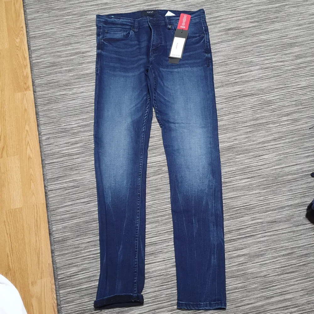 Helt nya oanvända jeans fr New Yorker, Slim.. Jeans & Byxor.