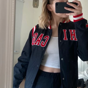 Jacka  - 350 kr ink frakt 