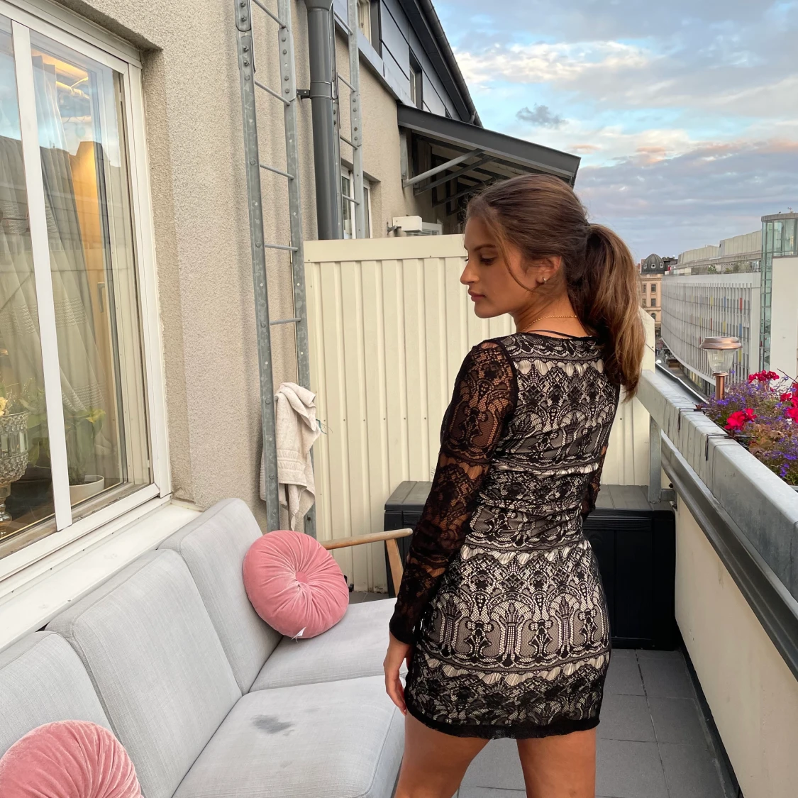 Fin spetsklänning - 90