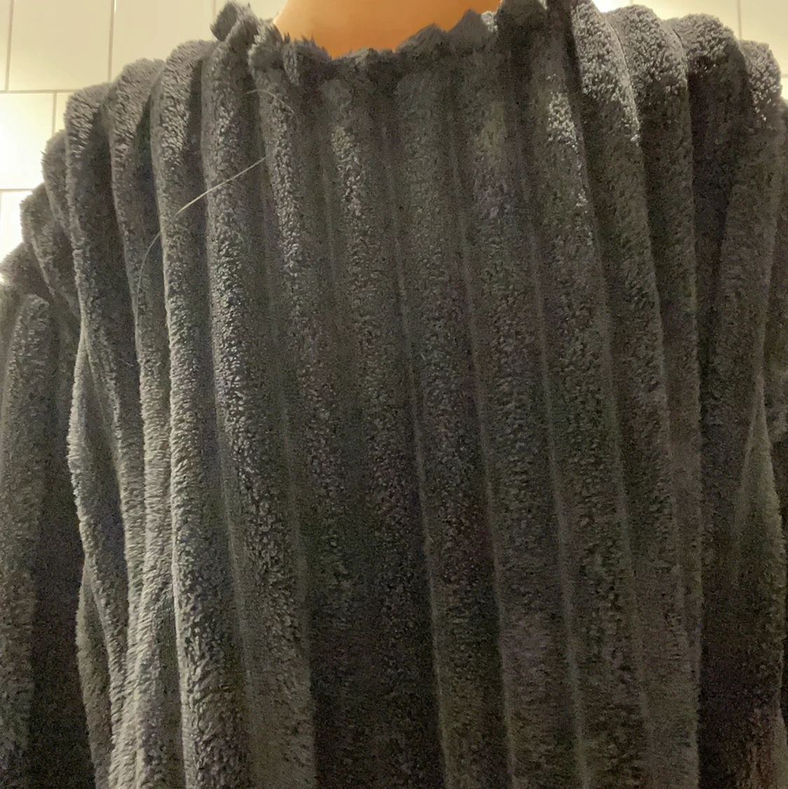 Svart tjocktröja - 90