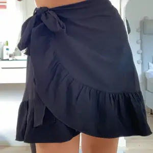 Superfin omlott kjol från veromoda, aldrig använd💗💗