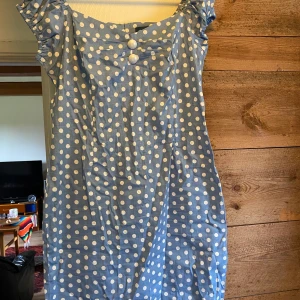 Collectif pennklänning  - Pennklänning från engelska Collectif, använd en gång, nyskick! 