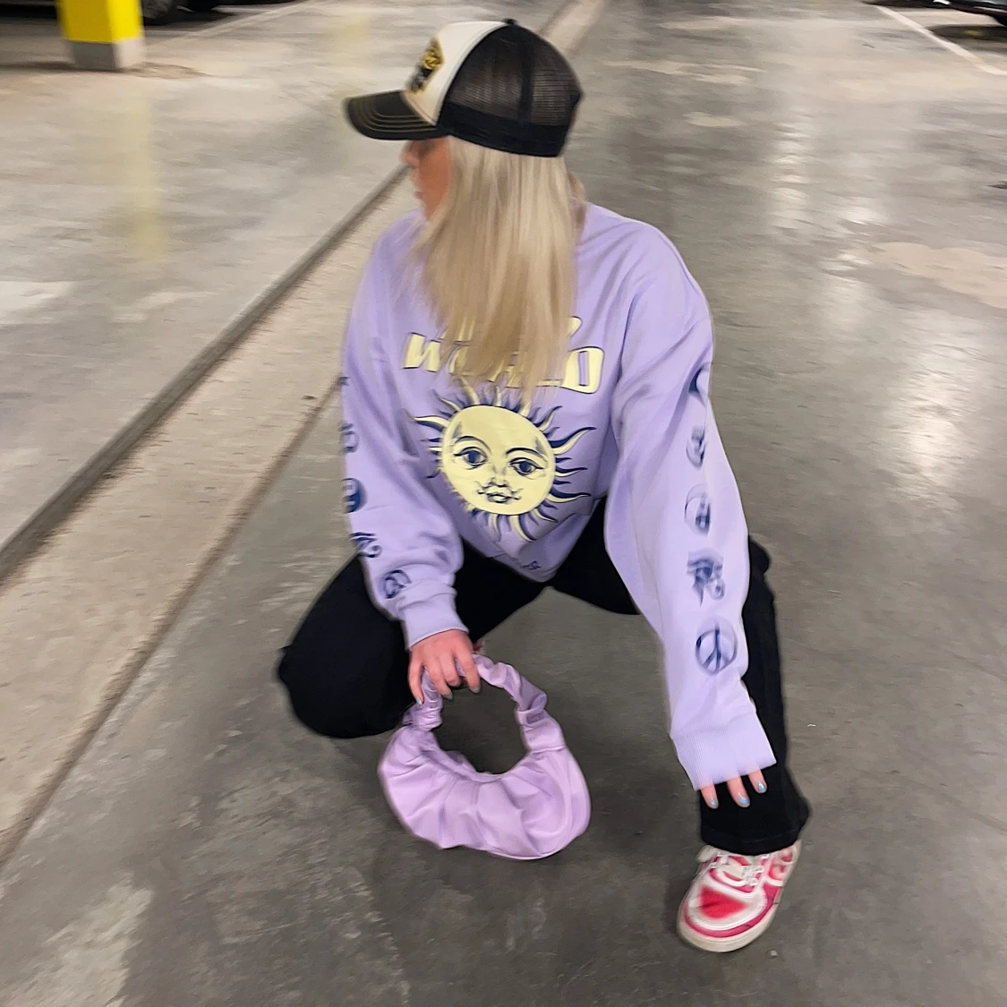 LILA SWEATSHIRT💜